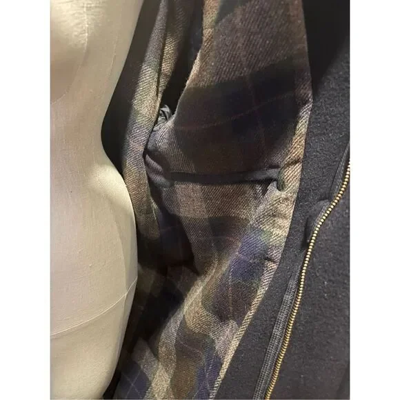 Vintage LL Bean 100% Wool Thinsulate Plaid Lining Mens Navy Coat Size M Tall USA - Picture 12 of 12